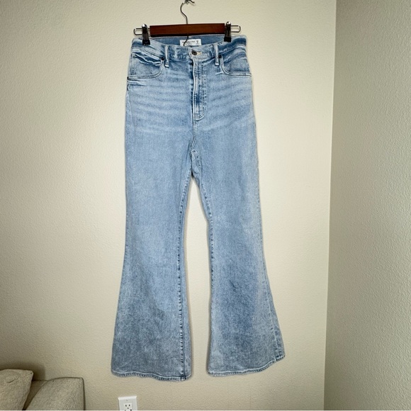 Abercrombie | curve love high rise vintage flare jean | 29 - Picture 2 of 10